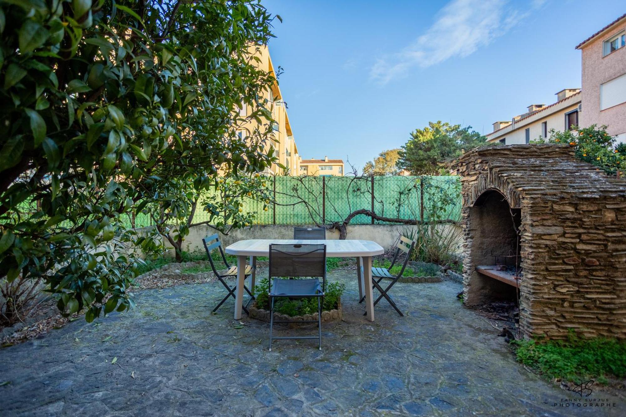 Le Coin Des Agrumes Jardin Proche Centre Ville Περπινιάν Εξωτερικό φωτογραφία
